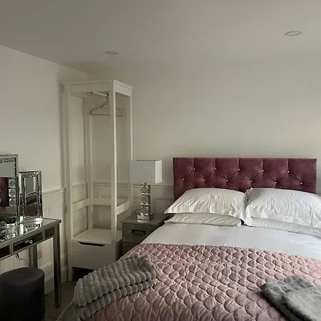 Guest house Johnsville House Carlow